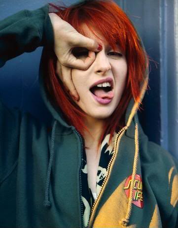 hayley williams twitter picture. Name : Hayley Nichole Williams